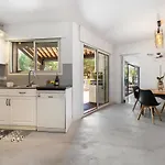 Villa Mercure